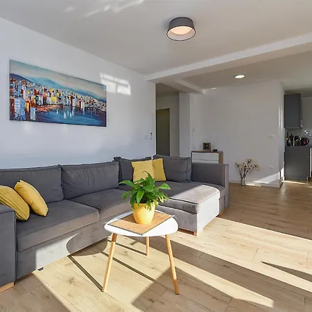 Apartamento Stanko 2367 Pula