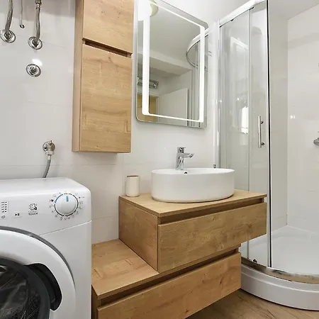 Stanko 2367 Apartamento