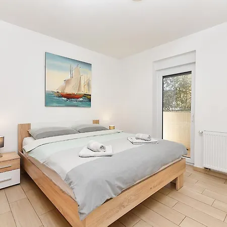 Stanko 2367 Apartamento Pula