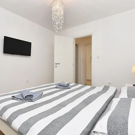 Stanko 2367 Daire Pula