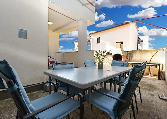 아파트 Stanko 2367 풀라