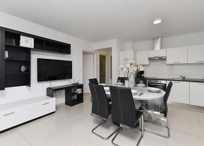 Stanko 2367 Appartement *